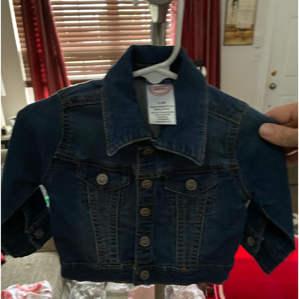 NWOT 6-9 m baby girl jean jacket